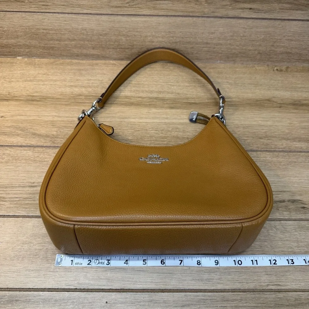 Coach Teri Hobo Shoulder Bag Light Saddle Brown Pebbled Leather CJ517